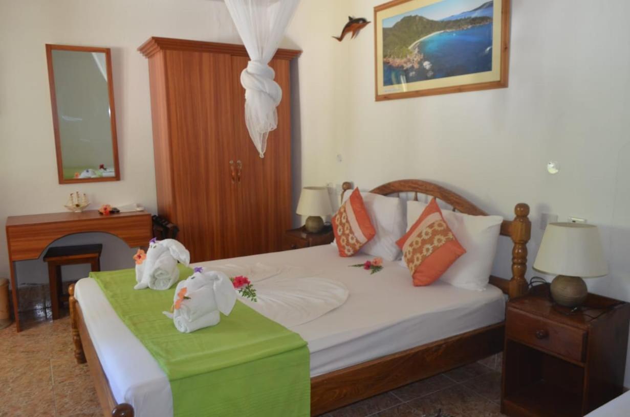 Rising Sun Guesthouse La Digue Exterior foto